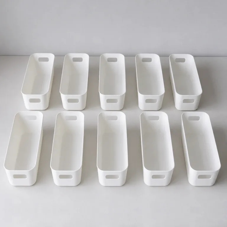 plastic storage boxes